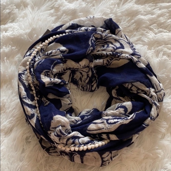 👙 Aerie Infinity Scarf Floral Hawaiian Print with Pompom Embellishment One Size - Picture 1 of 7